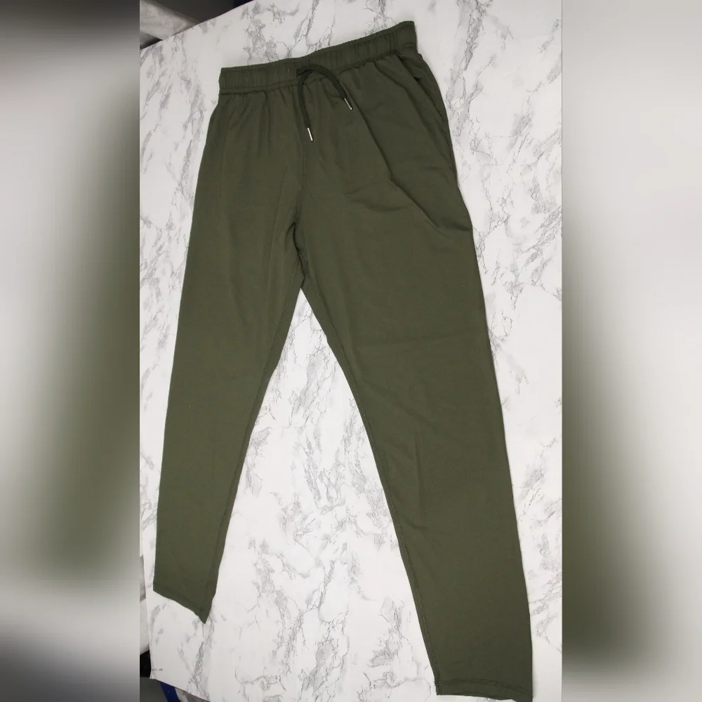 Green Zyia Joggers Size Medium - Picture 9 of 9